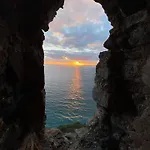 Oda ve Kahvaltı Ad Agros *