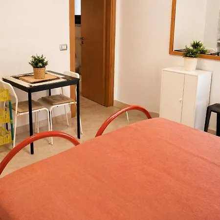 Ad Agros 住宿加早餐酒店 卡梅罗塔的码头